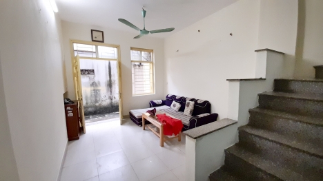 CHÍNH CHỦ BÁN NHÀ DÂN XÂY THƯỢNG THANH - LONG BIÊN, 3 TẦNG, 35M2, GẦN CHUNG CƯ THƯỢNG THANH, GIÁ