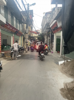 Bán đất lô góc tổ 2 Văn Nội, phường Phú Lương, Ô tô lùi sát cửa, ngõ thông thoáng, gần chợ