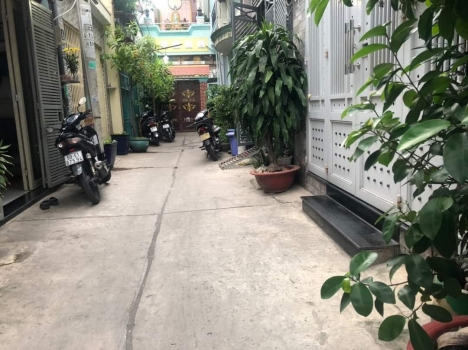 HẺM XE HƠI ĐỔ CỬA, SÁT MẶT TIỀN TL10, GẦN CHỢ CÂY DA SÀ, KHU TÊN LỬA, GIÁP Q6, SỔ VUÔNG A4, NHÀ RẤT