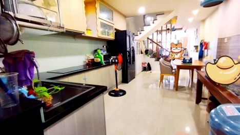 Bán Gấp Nhà Hẻm Oto Lý Thường Kiệt, Tân Bình, Sát Quận 10, Nhà Mới Ở Ngay, 5 Tầng BTCT, Giá Rẻ