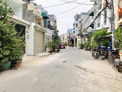 NHÀ 2 MẶT TIỀN HẺM XE HƠI 502 HUỲNH TẤN PHÁT, P.BÌNH THUẬN, QUẬN 7