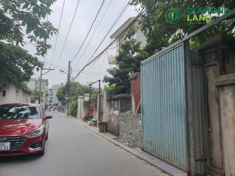 104m2 tại tổ 17 thị trấn Đông Anh . đường rộng ,ngõ thông . giá ngộp ngân hàng