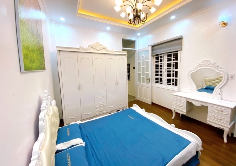 BÁN NHÀ PHỐ THANH NHÀN: 52M2, 5 TẦNG, MT 5M, Ô TÔ ĐỖ 10M, NGÕ 3 GÁC. 5.45 TỶ
