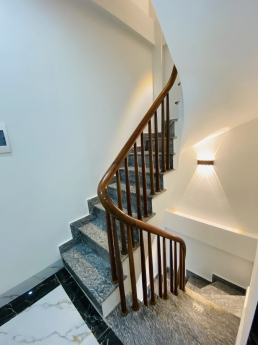 Bán nhà phố Khương Trung, Thanh Xuân, dt 44m2, mặt tiền 3.5m, 6 tầng, có thang máy