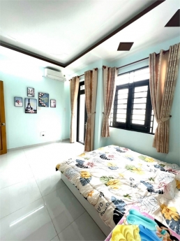 MẶT TIỀN SẦM UẤT , 91 m2, 5 TẦNG, CỔNG KCN TÂN BÌNH, DOANH THU 30 TRIÊU/THÁNG