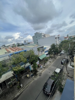 Chủ chuyển qua ở Biệt Thự, Bán rẻ hơn 300TR, nhà Phố trung tâm khuê trung đà Nẵng. lh ngay