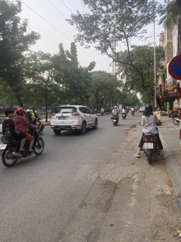 Bán nhà phố Kim Ngưu , Hai Bà Trưng , Hà Nội , DT 128m2 , 6T , MT 6,5m , Giá 35 tỷ ( có gara ,