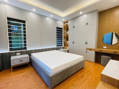 BÁN NHÀ PHỐ TRƯỜNG CHINH: 51M2, 5 TẦNG, 4 NGỦ, MT 5M, Ô TÔ ĐỖ CỬA. 5.4 TỶ