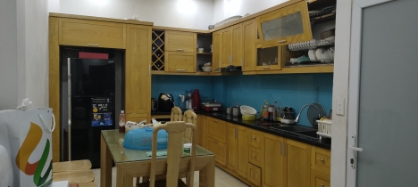 Bán nhà Mễ Trì Hạ 45m2 x 5 tầng nhỉnh 4 tỷ - Nhà đẹp - Cách đường ô tô 20m - Vị trí đẹp.