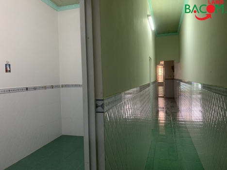 nhà ngay ủy ban phường hố nai đường ô tô 97m2