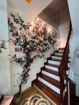 BÁN NHÀ QUAN HOA CẦU GIẤY 68M2 - PHÂN LÔ VIP - VỈA HÈ - Ô TÔ TRÁNH - GIÁ NHỈNH 13 TỶ