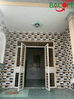 nhà ngay ủy ban phường hố nai đường ô tô 97m2