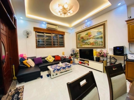 Bán Nhà Bắc Cầu - Long Biên - LÔ GÓC – 2 MẶT THOÁNG - 56m2 - MT7m - Nhỉnh 3 Tỷ