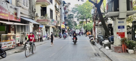Bán nhà mặt phố An Dương,DT 55m x 5 tầng,mặt tiền 5.80m,kinh doanh tốt