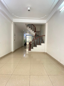 CHÍNH CHỦ BÁN NHÀ DÂN XÂY THƯỢNG THANH - LONG BIÊN, 3 TẦNG, 35M2, GẦN CHUNG CƯ THƯỢNG THANH, GIÁ