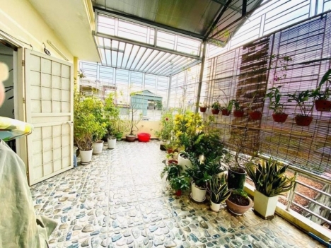 Bán Nhà Bắc Cầu - Long Biên - LÔ GÓC – 2 MẶT THOÁNG - 56m2 - MT7m - Nhỉnh 3 Tỷ