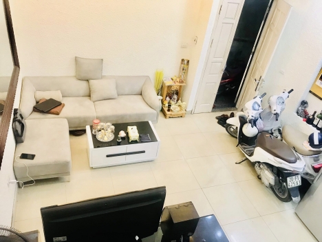 Đại La 28m2- 4 tầng 4m- 3Tỷ