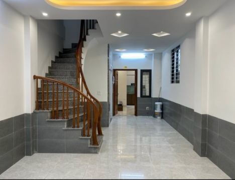 Ngõ 199 Hồ Tùng Mậu, Cầu Giấy, 7 tầng thang máy, 63m , mt 6m giá chỉ 10 tỷ 9, lô góc, gần oto