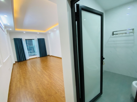 Bán nhà phố Khương Trung, Thanh Xuân, dt 44m2, mặt tiền 3.5m, 6 tầng, có thang máy