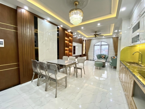 NGUYỄN SƠN – BÁN ĐẤT TẶNG NHÀ 3 TẦNG Ở NGAY -NGÕ THÔNG Ô TÔ 87m2 , MT 6,2m