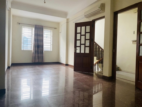 Giảm giá bán nhanh, Phân lô Đền Lừ, 48m2 xây 6 tầng, mt 5,5m chỉ nhỉnh 10 tỷ