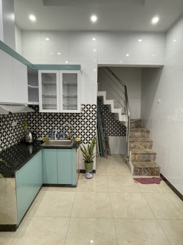 HIẾM, Tôn Thất Tùng CỰC thoáng sáng, DT26m2 x 4t, MT4m, chỉ 3.1 tỷ.