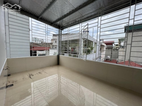 Bán nhà 2 thoáng mặt ngõ ô tô tránh Văn Cao, Ba Đình, 40m2x5 tầng, nhỉnh 9 tỷ.