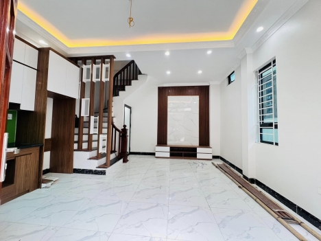 CẦN BÁN NHANH NHÀ MỚI KÍNH KOONG LÔ GÓC, ĐA SỸ, HÀ ĐÔNG, DT32, 5 TẦNG, GIÁ NHỈNH 4 TỶ, CÓ TL