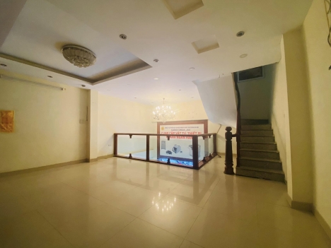 Giảm giá bán nhanh, Phân lô Đền Lừ, 48m2 xây 6 tầng, mt 5,5m chỉ nhỉnh 10 tỷ