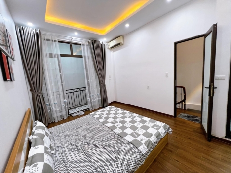 SIÊU HIẾM phố Trường Chinh Đống Đa 30m mặt tiền cực thoáng tặng full NỘI THẤT ở sướng lh