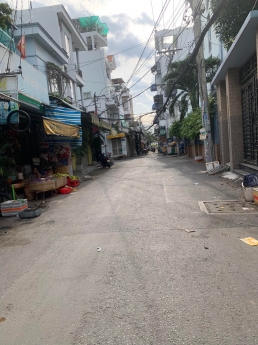 BÁN NHÀ 3 TẦNG HẺM XE HƠI  FULL NỘI THẤT TẠI Q7 GIÁ  8.4 TỶ