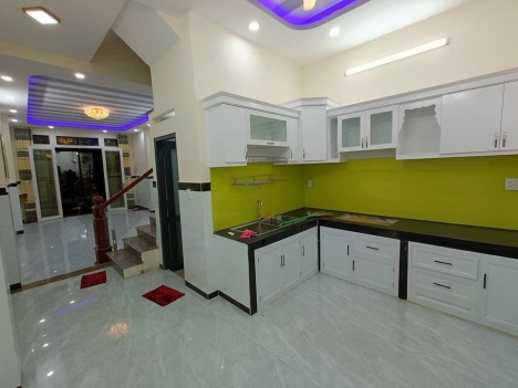 Bán nhà mới 3 tầng đường trương phước phan, hẻm xe hơi, 47m2 chỉ 5.25 tỷ