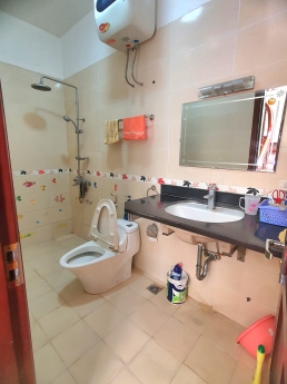 Cực hiếm, mặt phố Tràng Tiền, Hoàn Kiếm, 268m, MT5m giá 250 tỷ. LH: