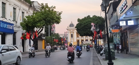 Cực hiếm, mặt phố Tràng Tiền, Hoàn Kiếm, 268m, MT5m giá 250 tỷ. LH: