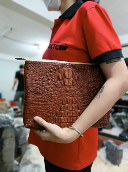 Túi Kẹp Nách Cá Sấu - Tận Xưởng Không Qua Trung Gian