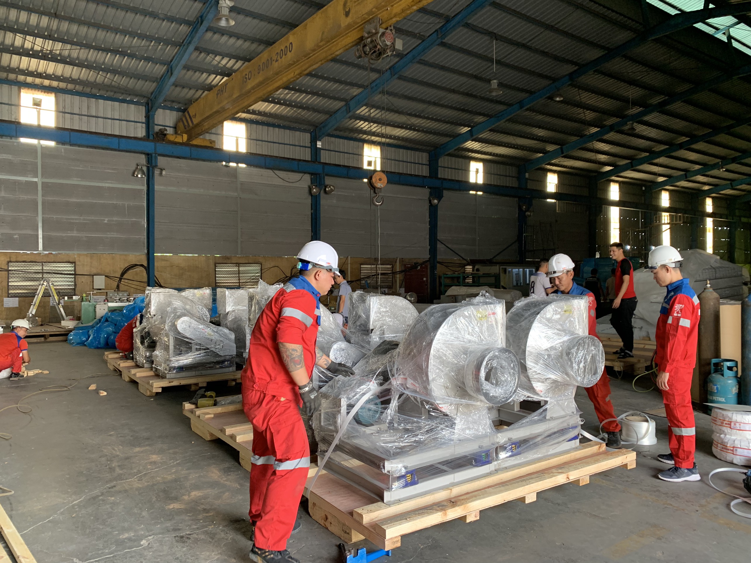 Dịch vụ đóng thùng gỗ xuất khẩu hàng hóa chuyên nghiệp tại Thạch Thất