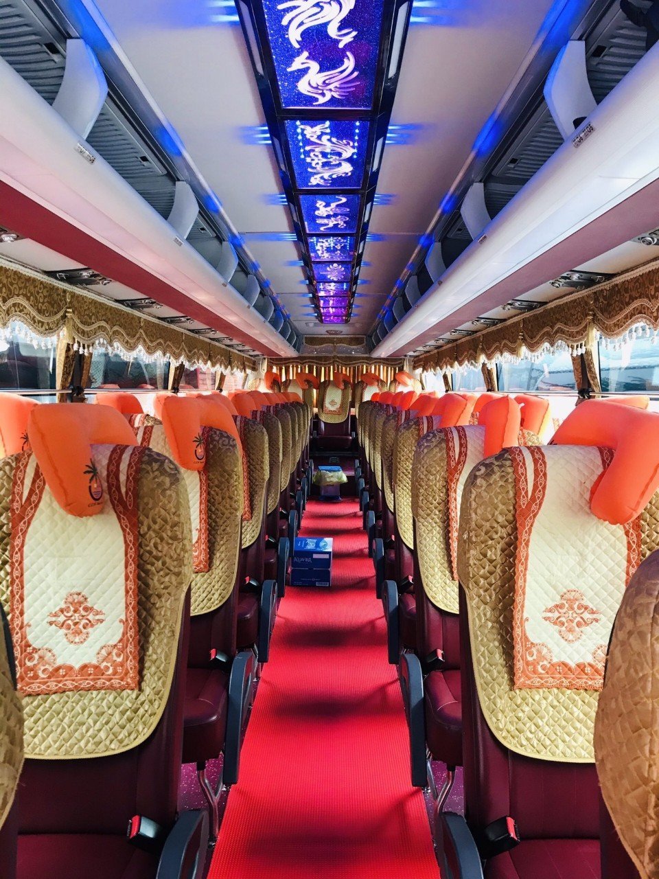 CHO THUÊ XE DU LỊCH ĐỜI MỚI GIÁ RẺ TẠI TP.HCM