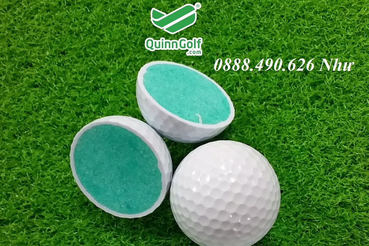 Banh Golf nổi cho sân tập Golf đánh ra hồ