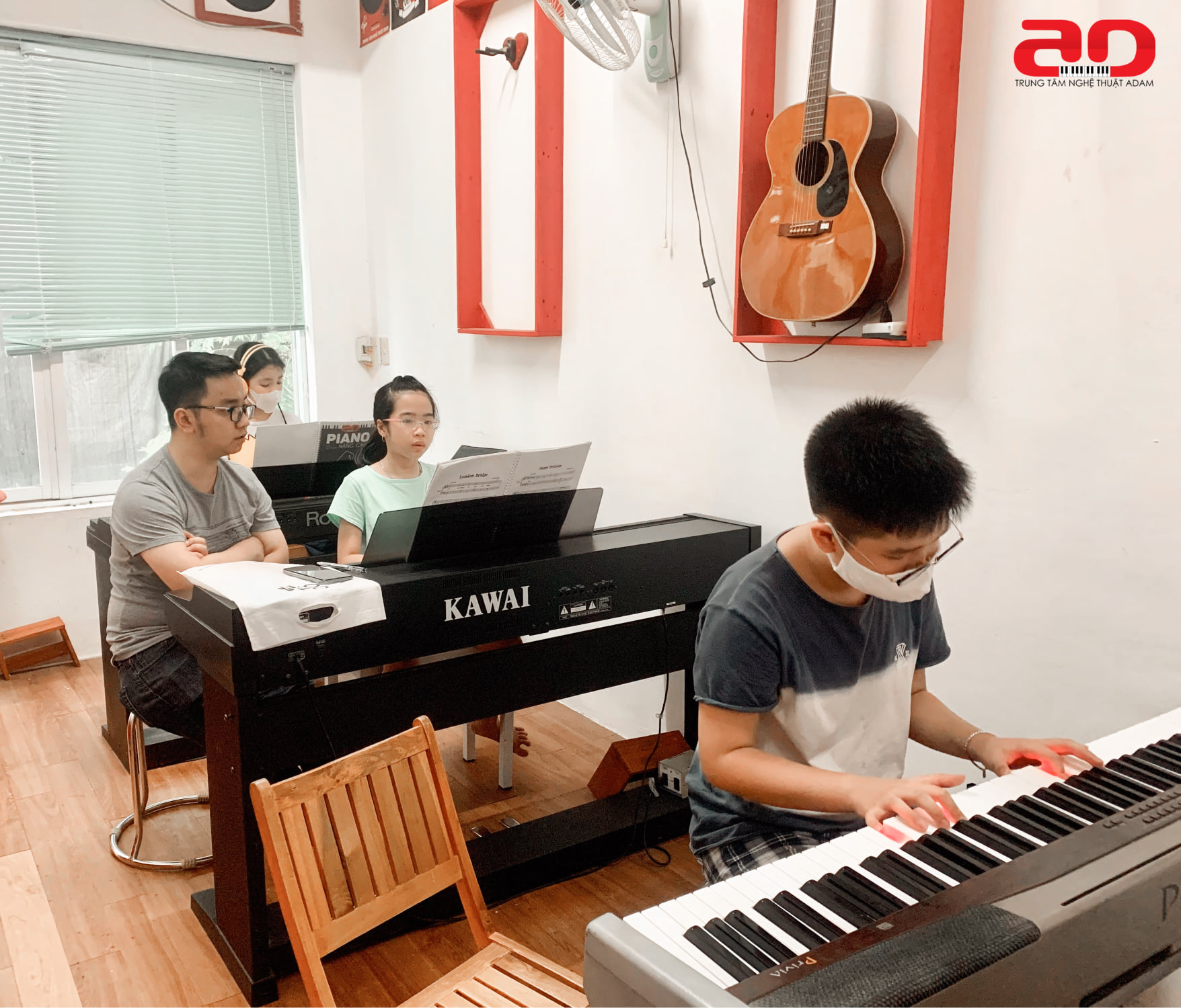 Học đàn piano có khó ko?                          