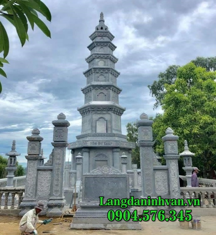 Mẫu mộ đá hình tháp đẹp chuẩn phong thuỷ