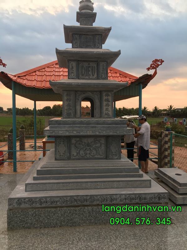 Mẫu mộ đá hình tháp đẹp chuẩn phong thuỷ