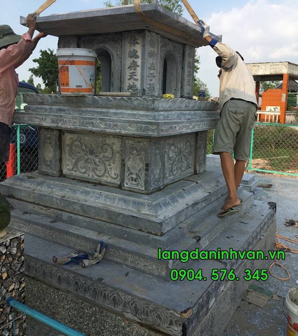 Mộ tháp đẹp bằng đá tự nhiên được lắp đặt tại long an