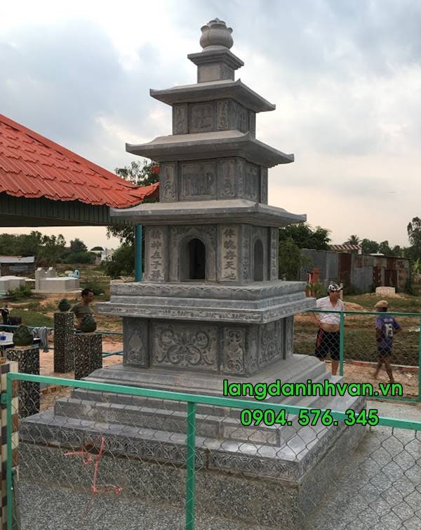 Mộ tháp đẹp bằng đá tự nhiên được lắp đặt tại long an