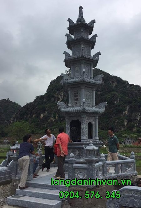 1 số mẫu mộ tháp bằng đá tự nhiên đẹp nhất