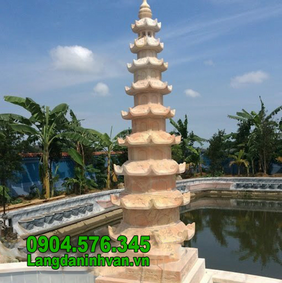 Mộ hình tháp đẹp bằng đá vàng tự nhiên