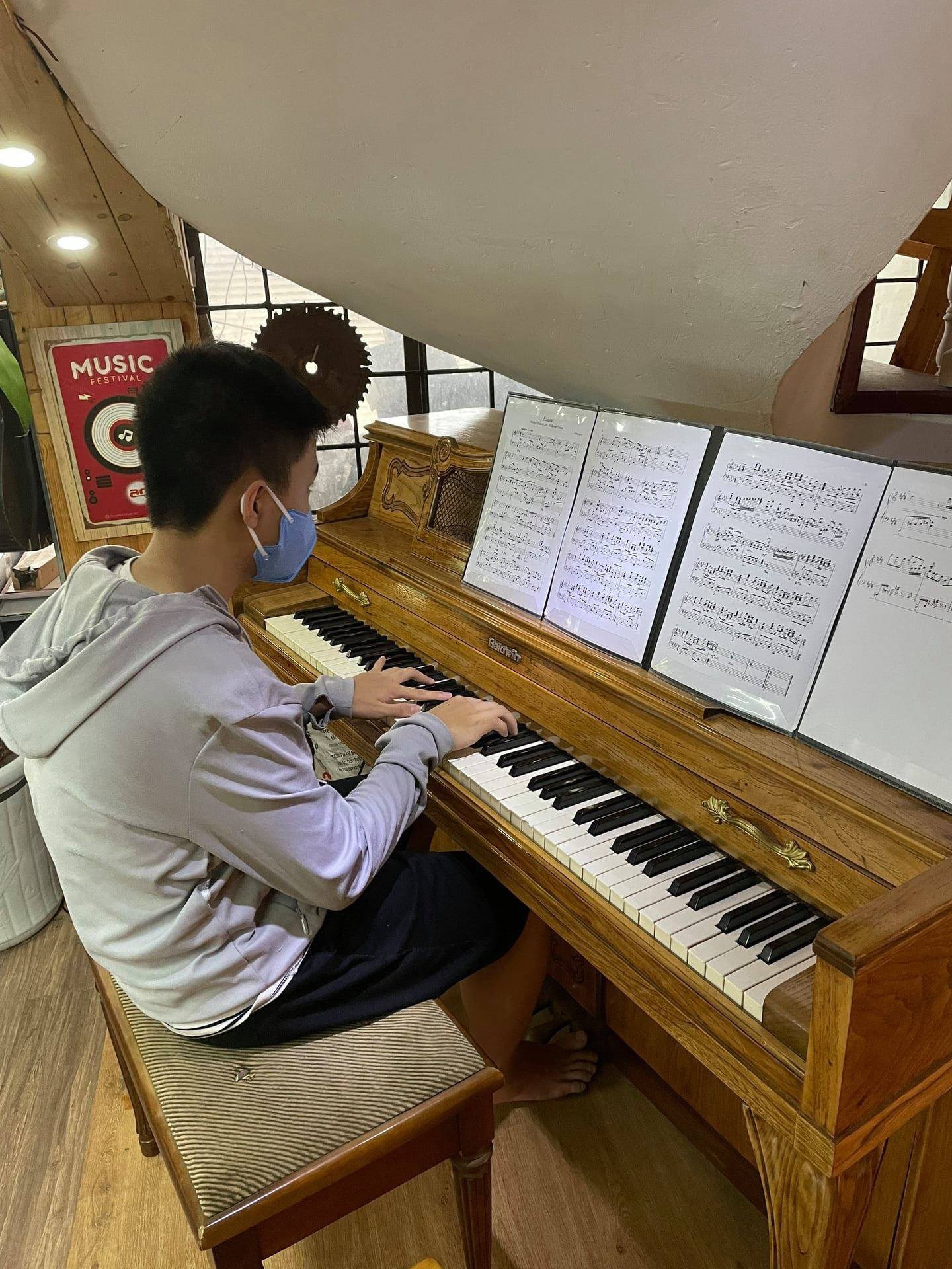 KHÓA HỌC PIANO TỬ CƠ BẢN ĐẾN NÂNG CAO - TRUNG TÂM NGHỆ THUẬT ADAM