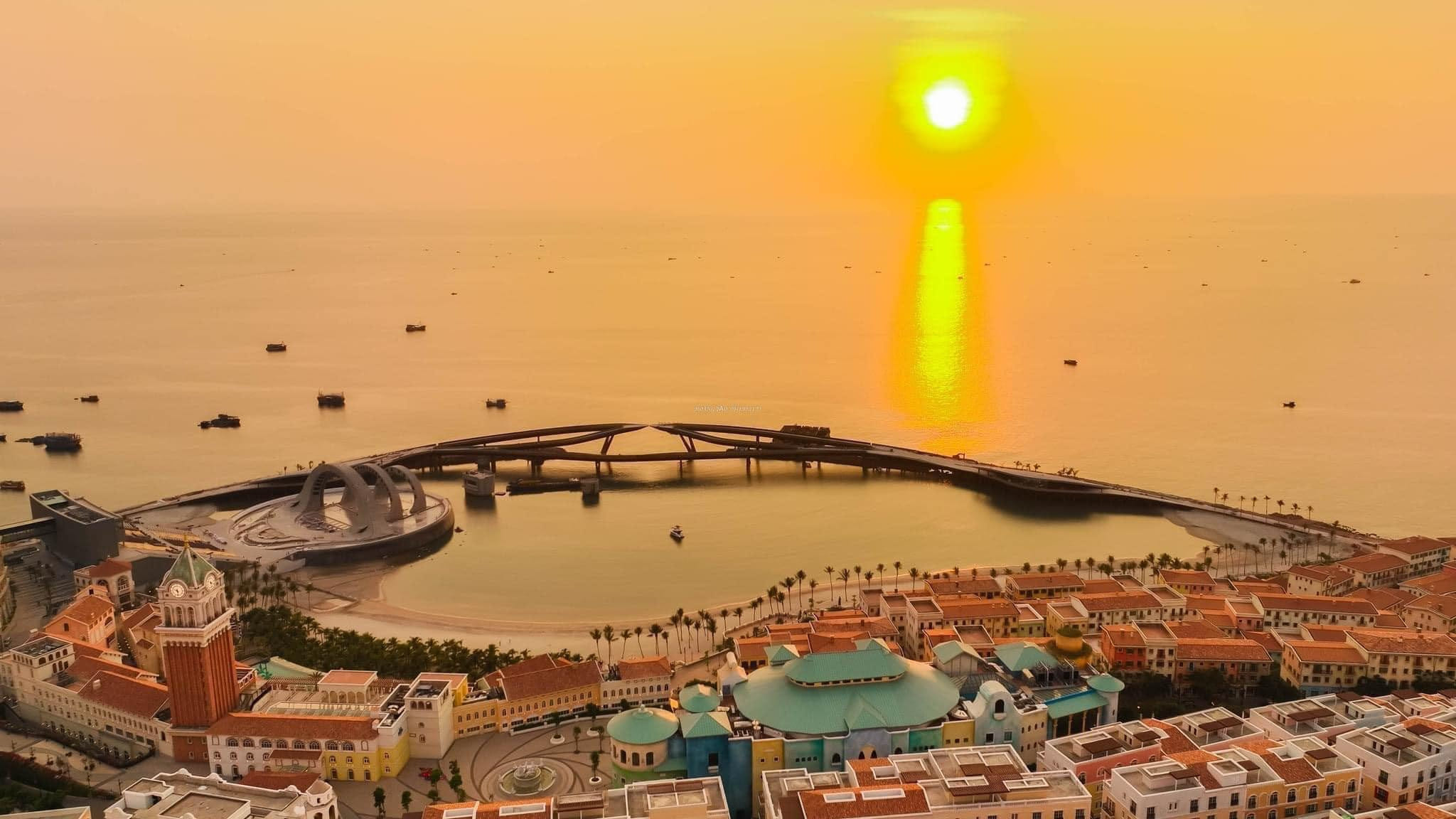 Đón ngày mới tại đảo Phú Quốc - Cầu Hôn ( Kiss Bridge )