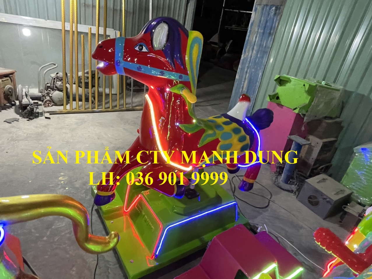 Trò chơi đồ chơi công viên, trò chơi xe điện đụng, hồ câu cá, thú nhún