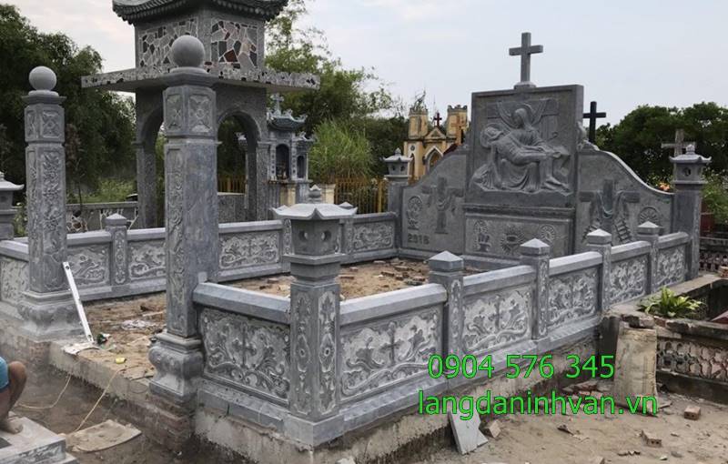 Khu lăng mộ đẹp bằng đá tự nhiên tại bình định
