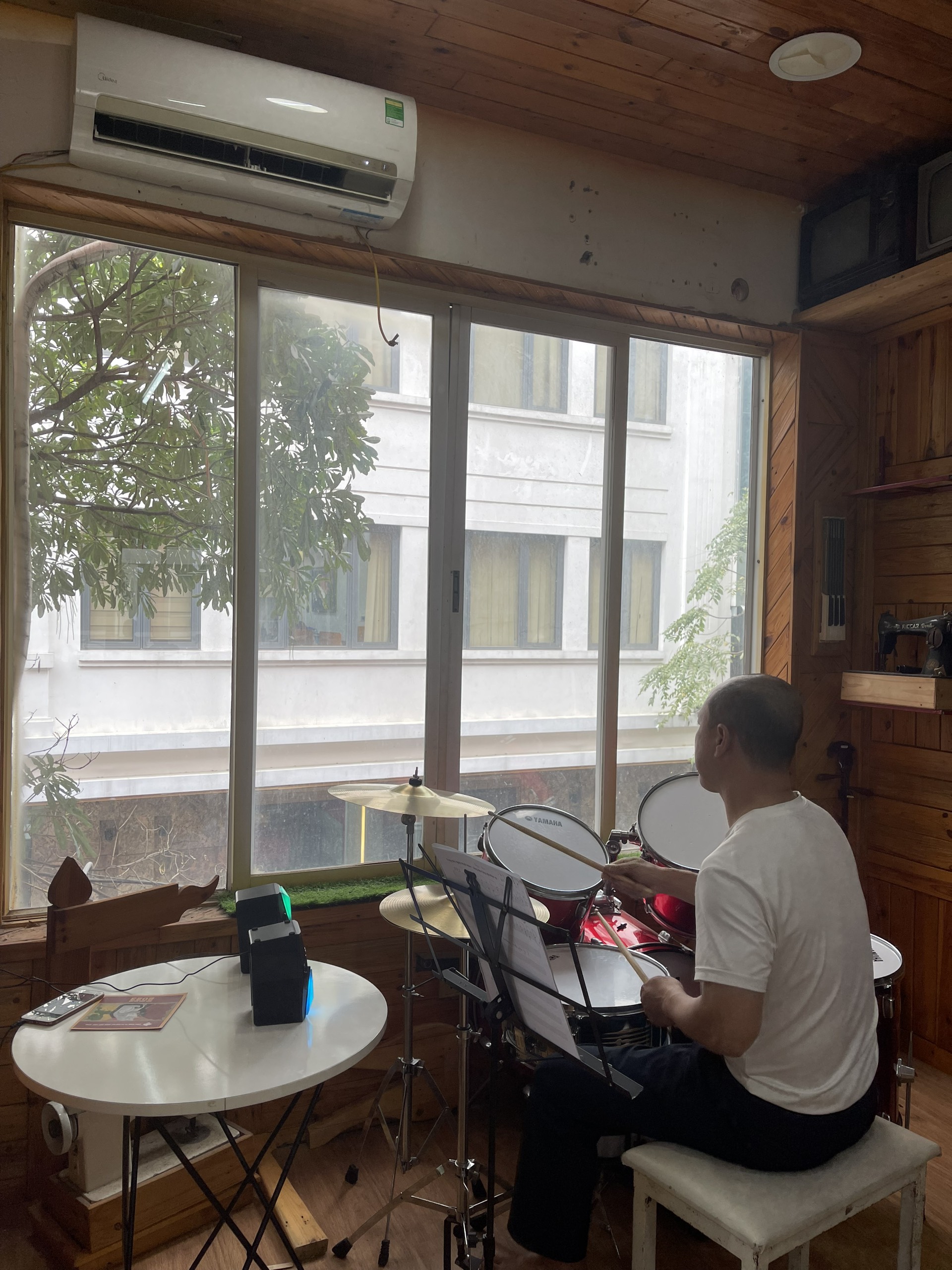 Trống jazz hiện nay không còn xa lạ gì đối với các bạn trẻ nữa ???